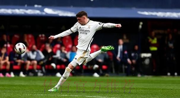 多面手!马卡称赞巴尔韦德:他的重要性与日俱增 多面手!马卡称赞巴尔韦德:他的重要性与日俱增